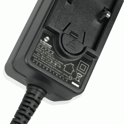 TC ELECTRONIC POWERPLUG 9 POWER ADAPTOR 9V